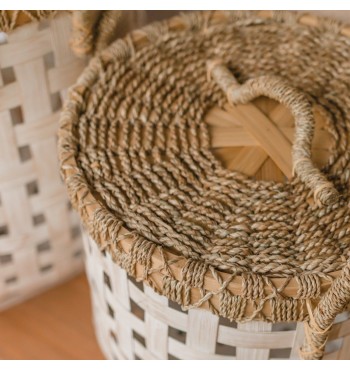 Panier à linge en bois bambou blanc avec couvercle tressé jonc de mer grand modèle poignées léger Soeji